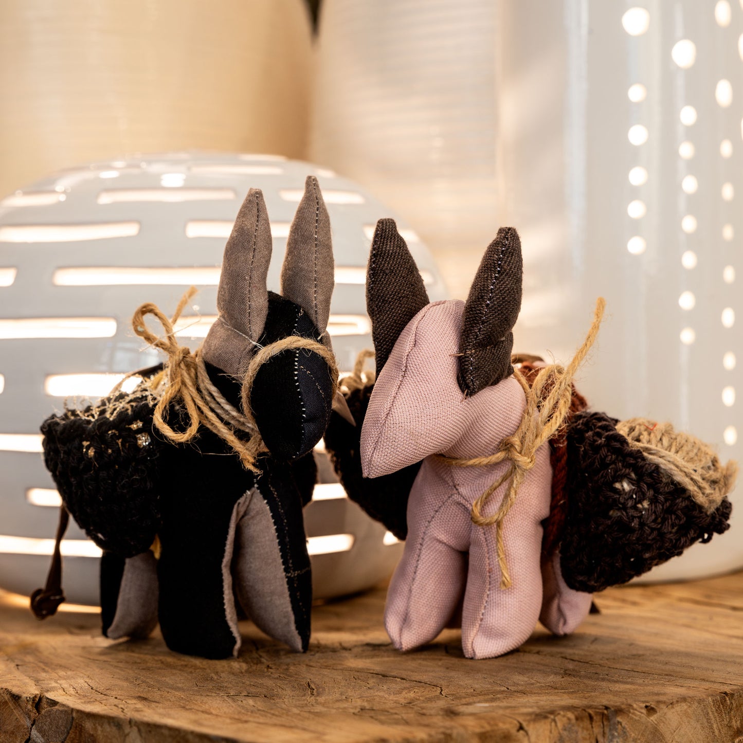 Asinello di Civita in stoffa piccolo con sella